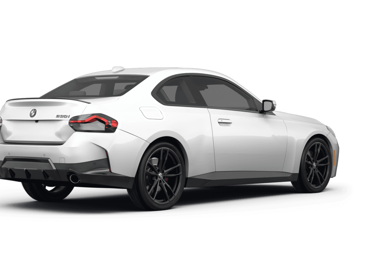 BMW 2 Series Alpine White - Back view BMW 2 Series Alpine White - Back view