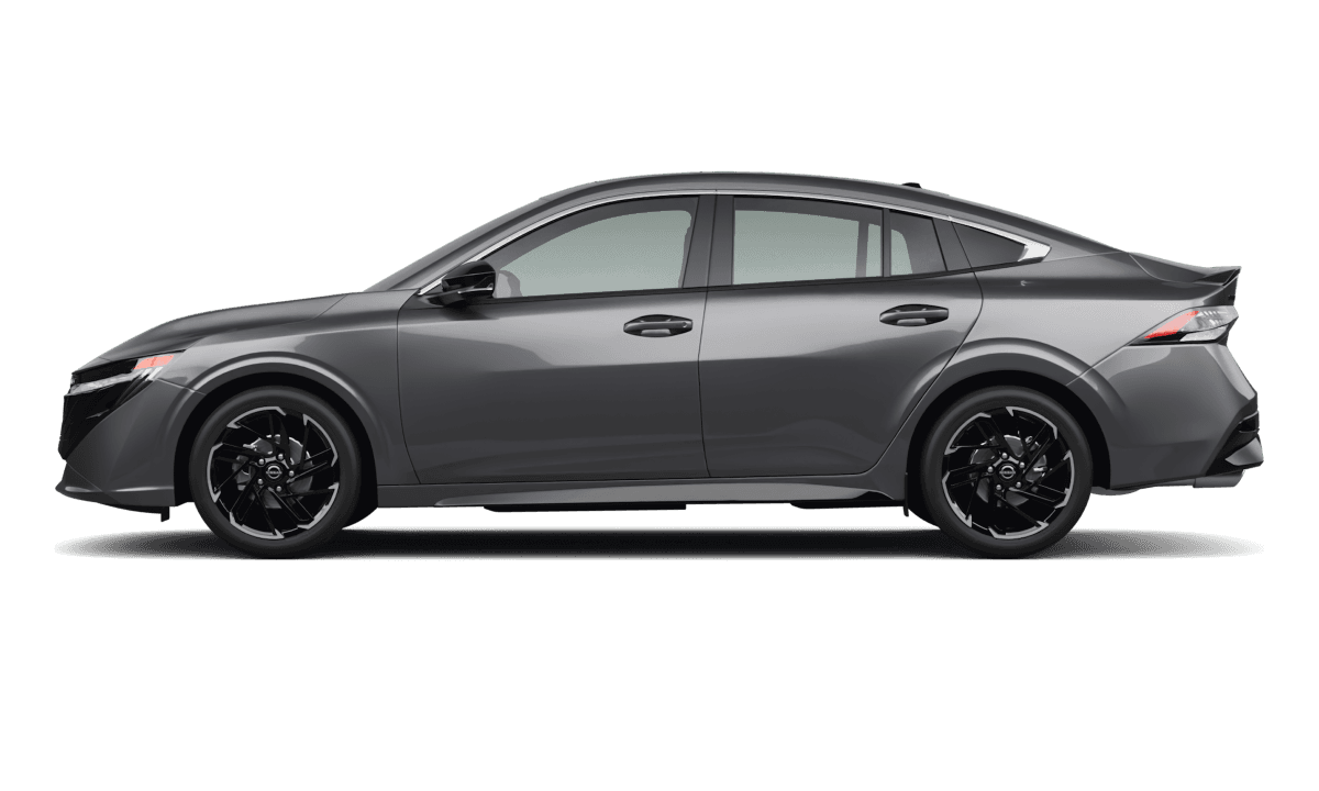 Nissan Sentra Gun Metallic - Side view Nissan Sentra Gun Metallic - Side view