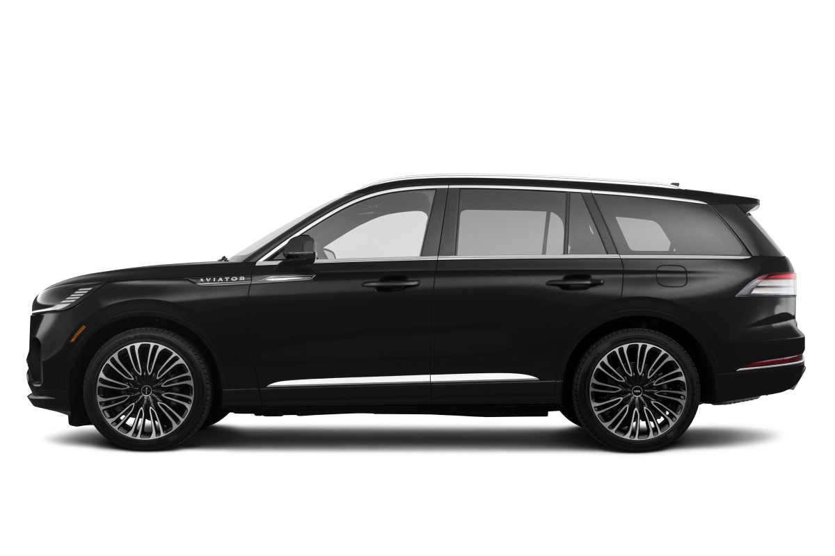 Lincoln Aviator Infinite Black - Side view Lincoln Aviator Infinite Black - Side view