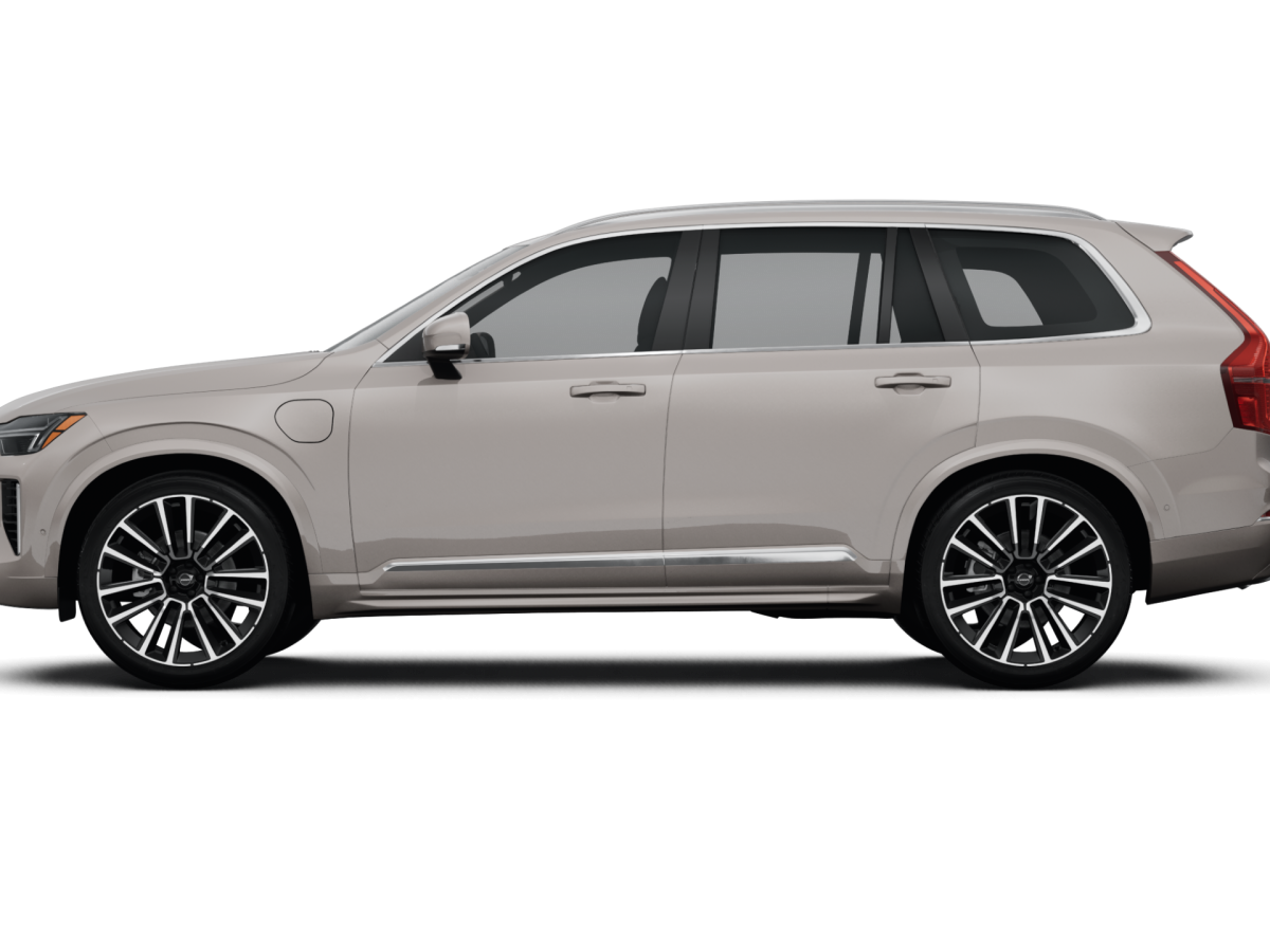 Volvo XC90 Recharge Bright Dusk Metallic - Side view Volvo XC90 Recharge Bright Dusk Metallic - Side view